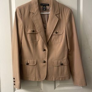 New York & Company Tan long-sleeve safari style suiting jacket size 8